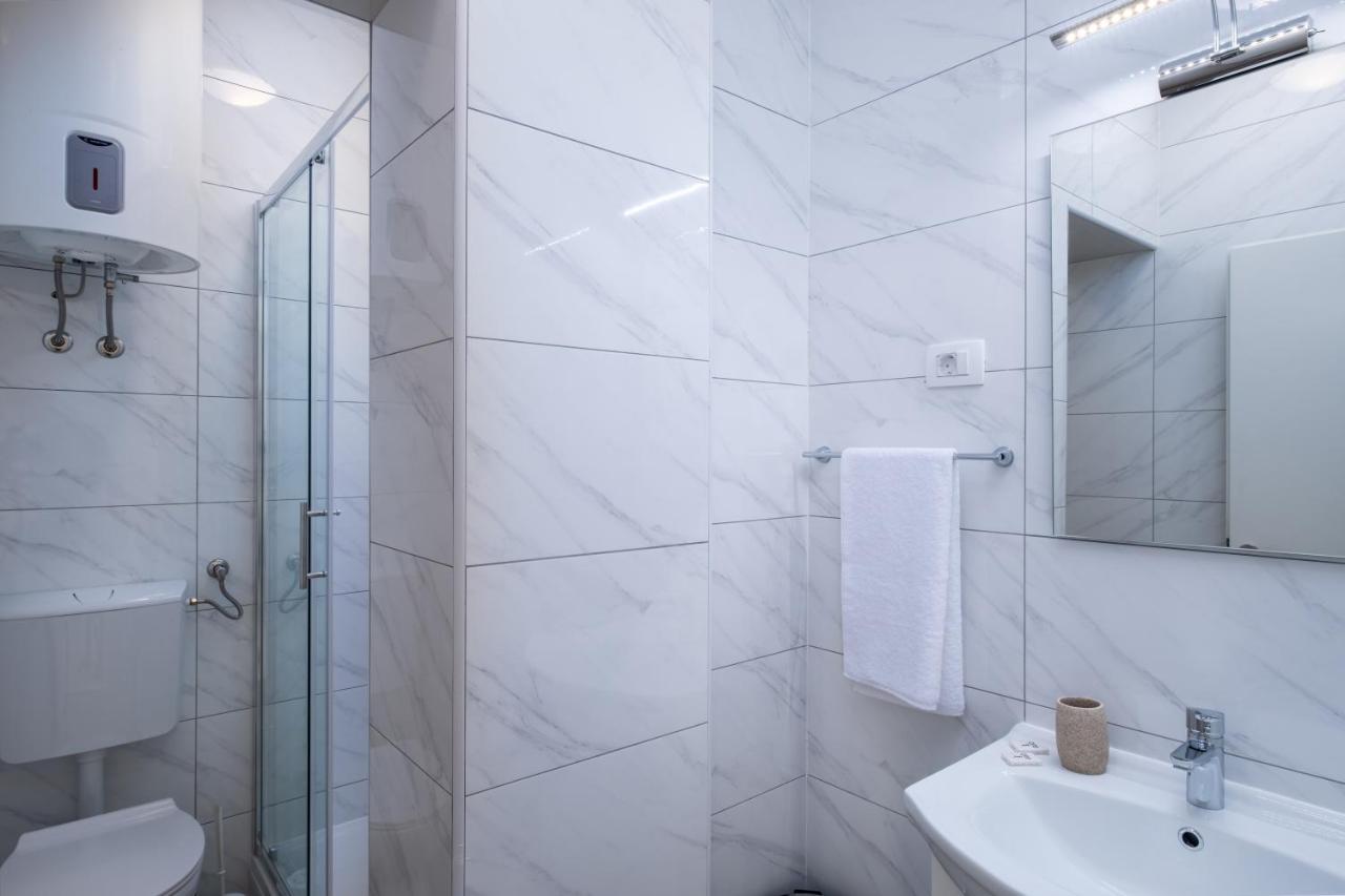 Studio Apartment Brigita Млини Екстер'єр фото